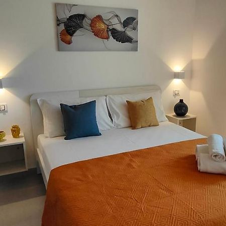 Casa Vacanze Rainbow, Siracusa Szirakúza Kültér fotó