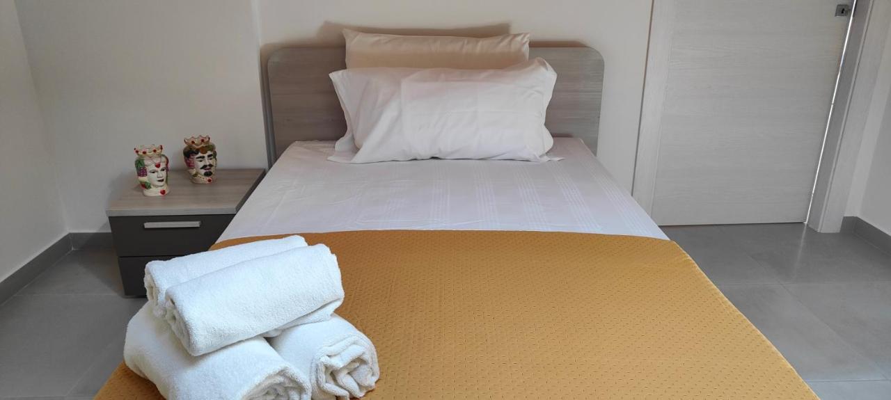 Casa Vacanze Rainbow, Siracusa Szirakúza Kültér fotó